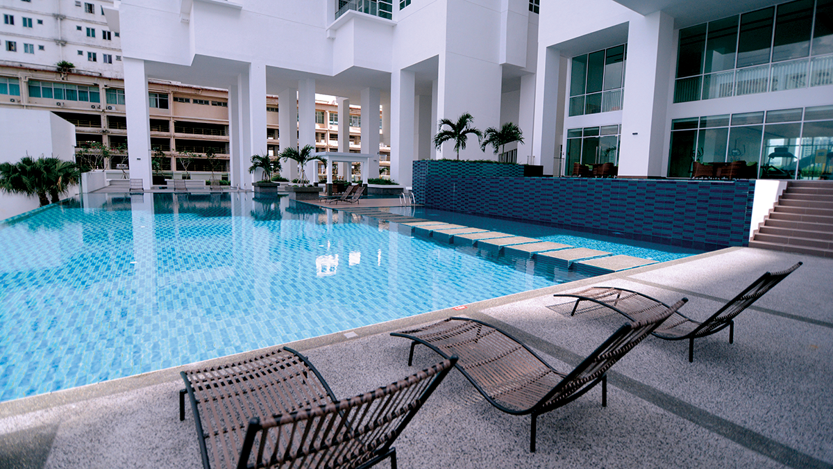 Pinnacle Tower – Swimming pool