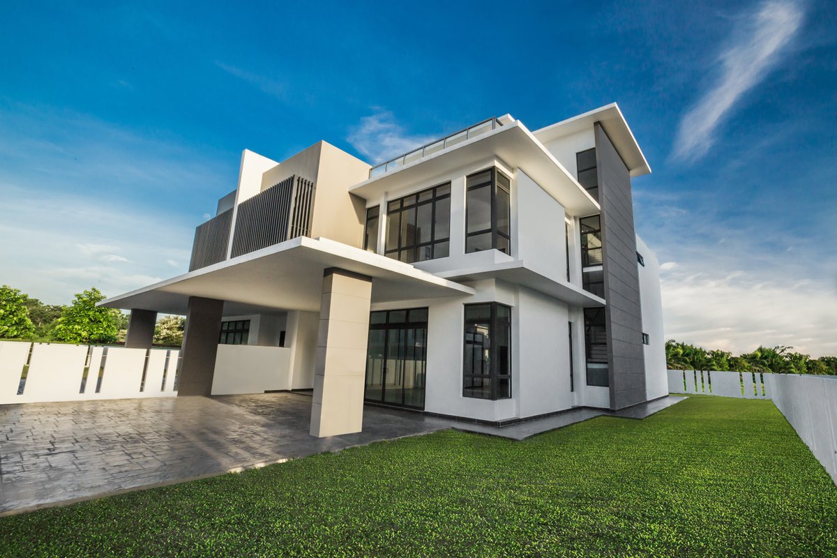 Ponderosa Woods house exterior