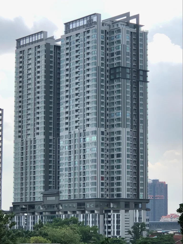 Pandangan luar, SKS Pavillion Residences