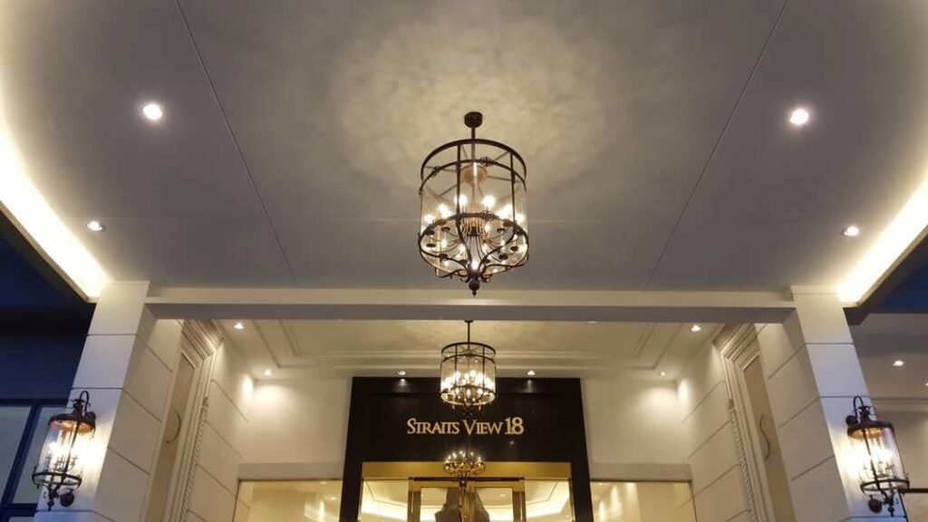 Ground-floor lobby area of Straits View 18 condominium, Straits View 18