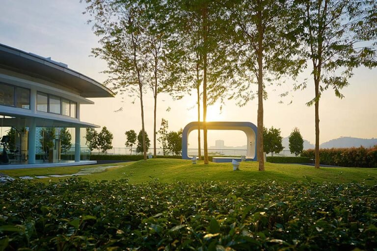 Lawn and pergola, The Westside One