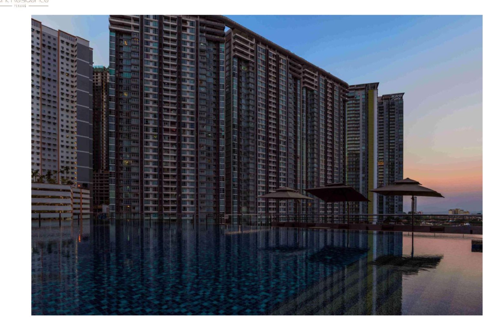 Mont Residence 泳池与邻近大楼