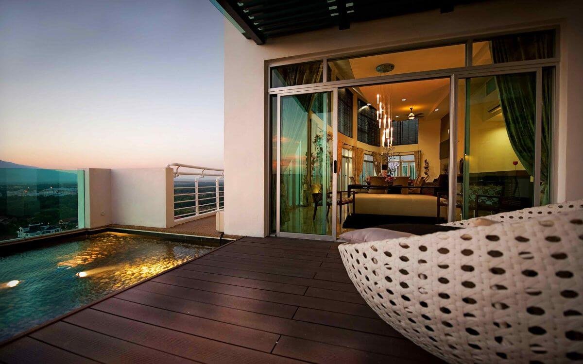 双溪大年 Sky Residences 泳池畔休闲区